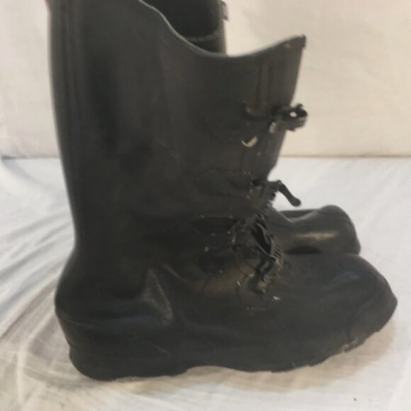 VTG MILITARY SURPLUS XCLUSIVE RUBBER US sz9 DLA100-89-C-4210 OVERBOOTS NM 01874 main image 12